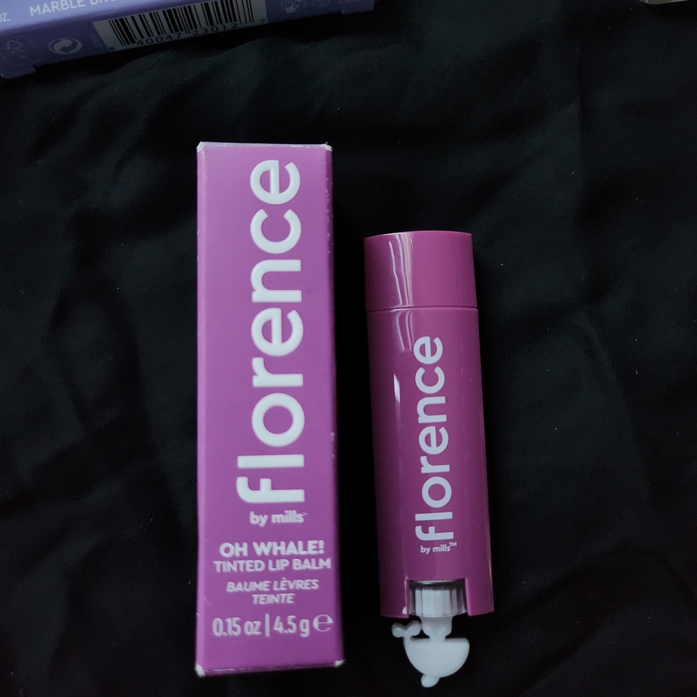 Bundle Of 11 Mixed Beauty Products - Picture 17 of 17